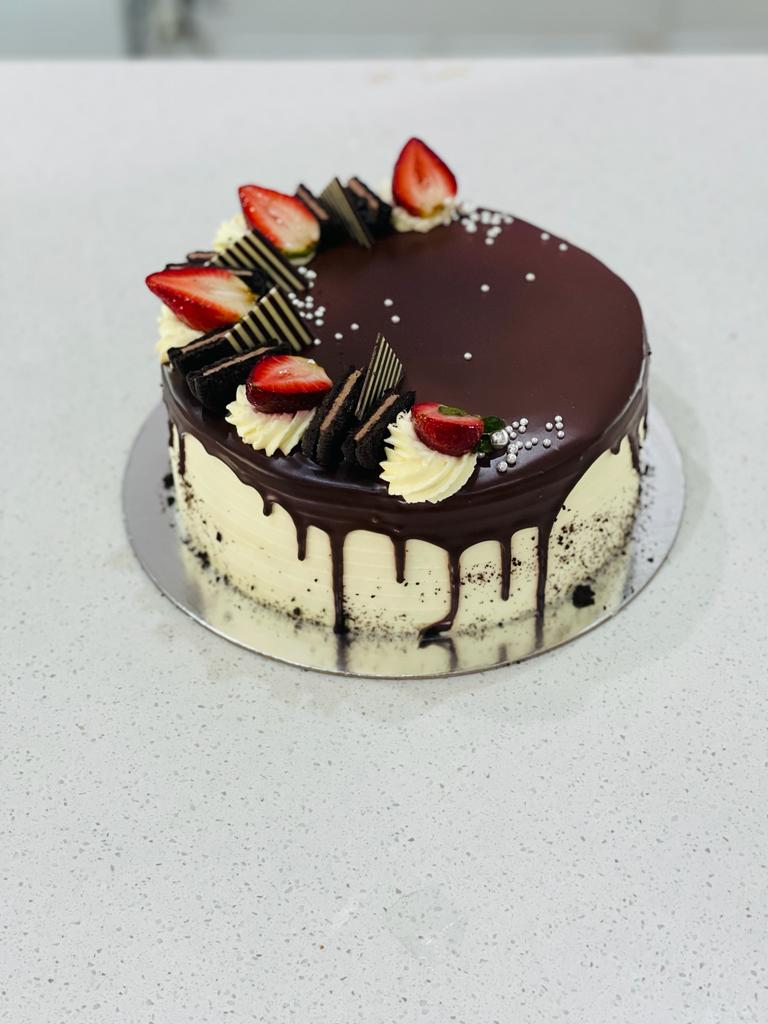 IS09 Cookies and Cream Sponge