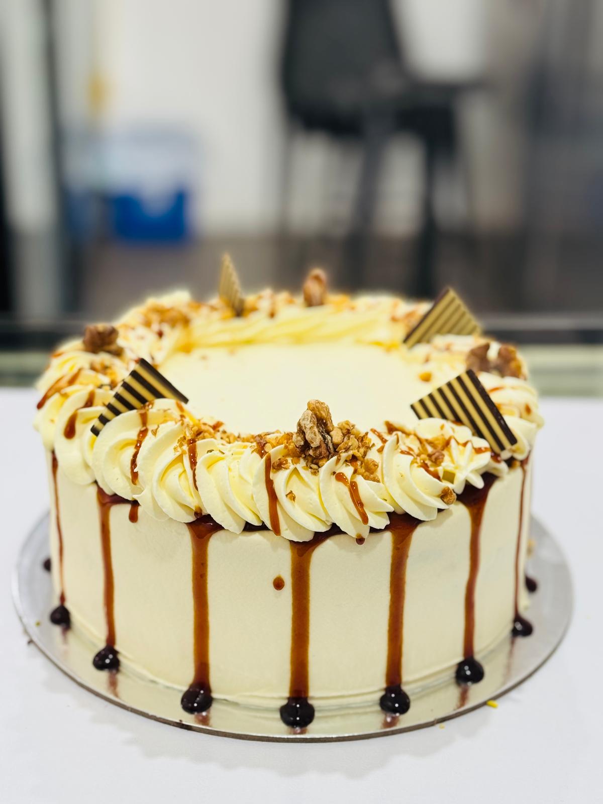 IS38 Eggless Fruit Walnut Sponge